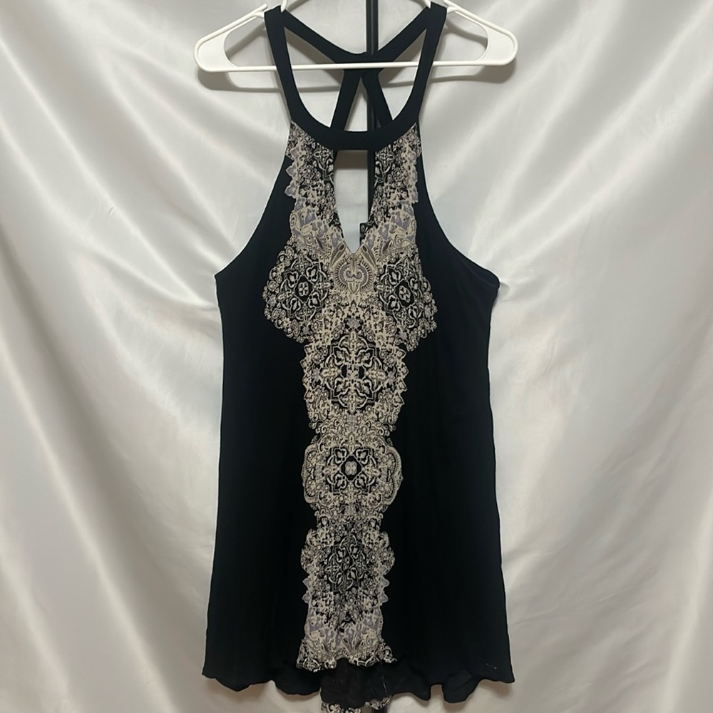 O ‘NEILL women’s halter neck with front key hole dress size XL